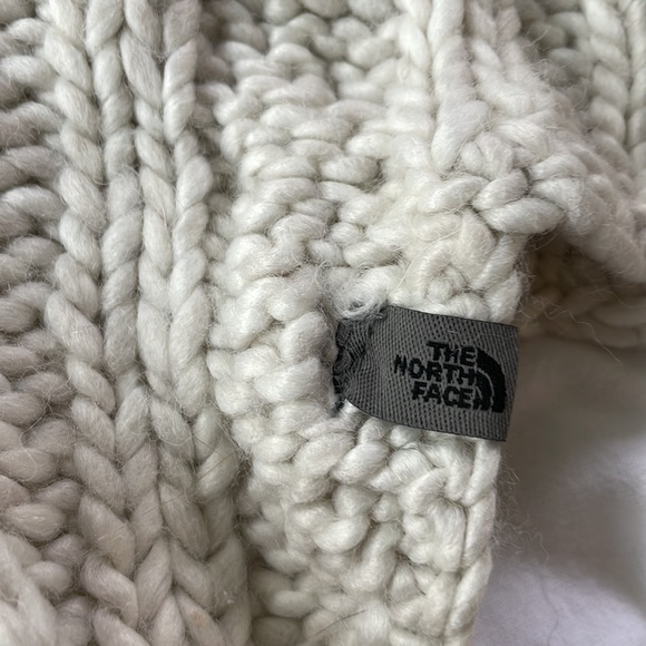 North Face Beanie with Tassels - Picture 2 of 3